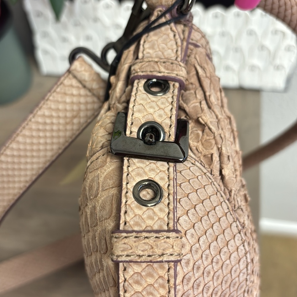 Burberry RARE python shoulder bag - Picture 9 of 14